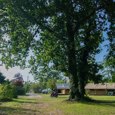 Parque de Campismo Onlycamp Vauban *